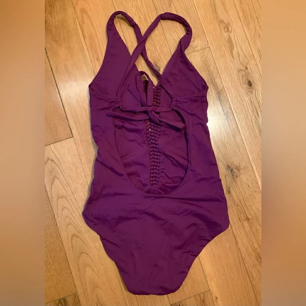 Becca EUC purple woven cutout v neck tie back one piece swimsuit Size small